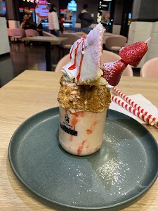 Holy Shakes Calgary Sage Hill place picture