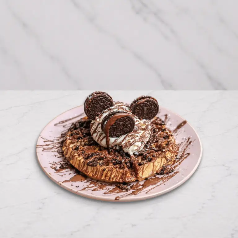 Fourth Quarter Oreo Drip waffle